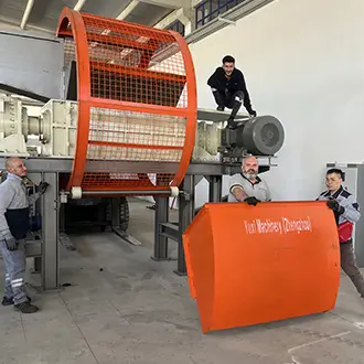 Industrial shredder machine installation and commissioning service