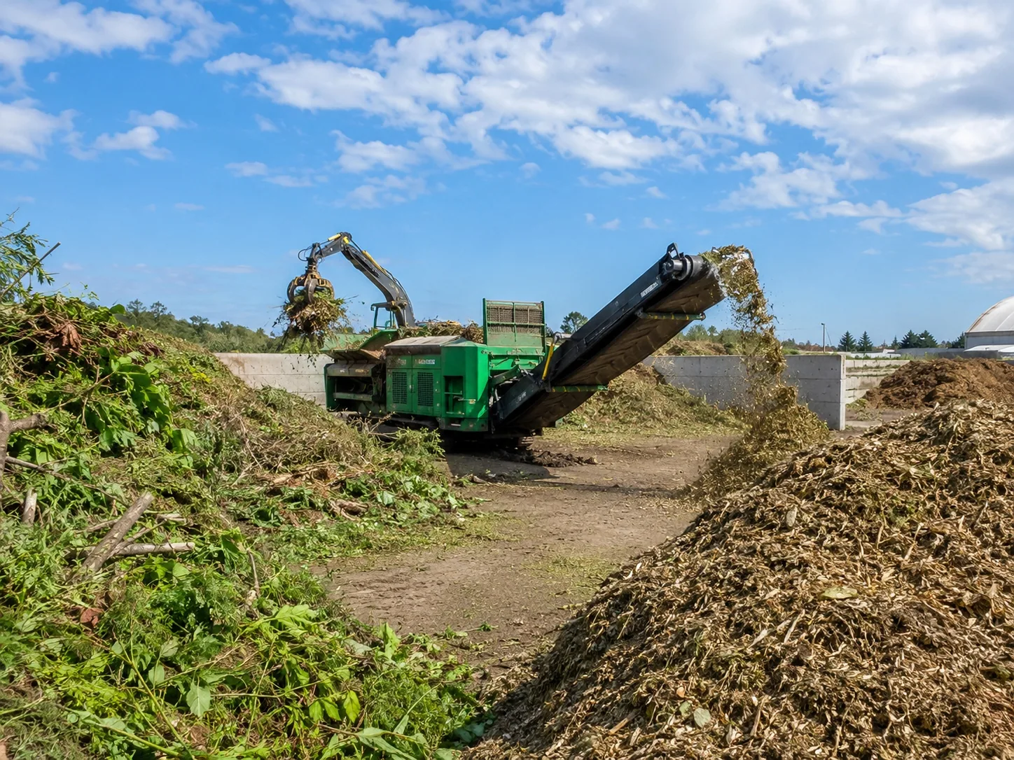 Garden waste and tree branch shredding project