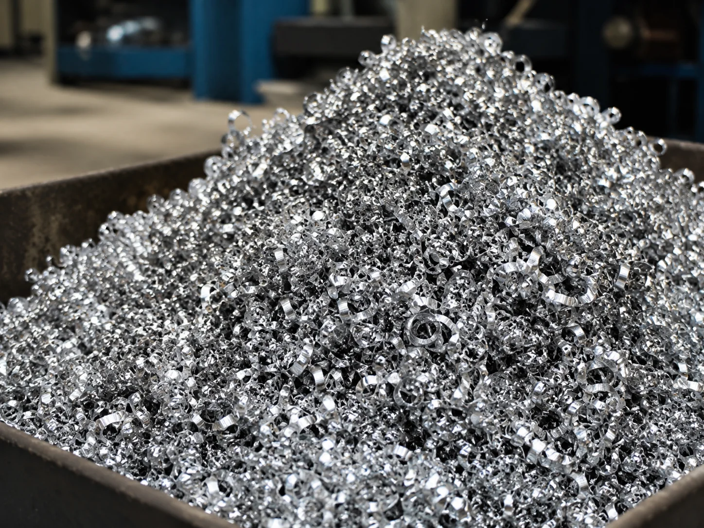 Aluminum chips and turnings