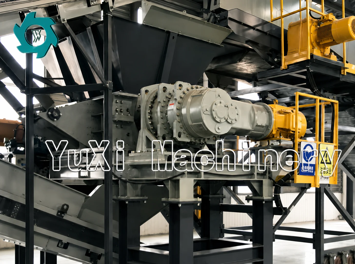 YUXI hydraulic shredder installed in an industrial recycling line